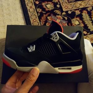 Jordan Retro 4 (Bred)